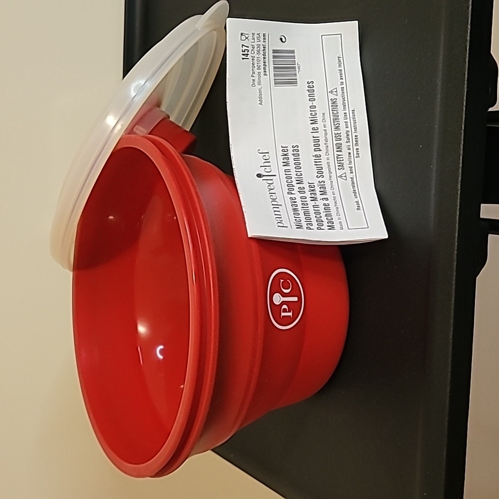 Pampered chef microwave popcorn maker